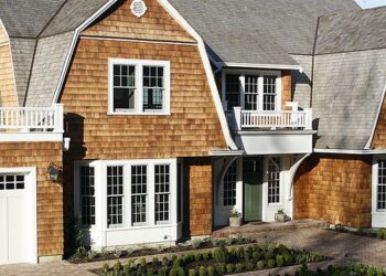 Cedar Shake Exterior Stain for Stunning Home Facade